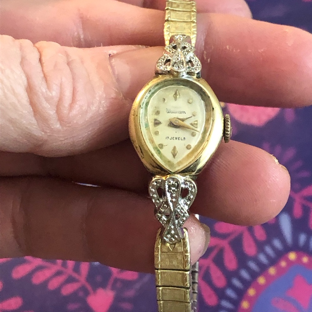 Vintage Waltham 1960s Cocktail Dress Watch Teardrop Gold-tone